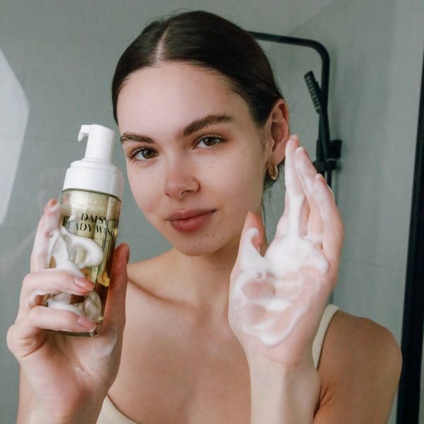 Веганська пінка для інтимної гігієни з запасним блоком CU SKIN Dr.Solution Daisy Lady Wash, 150 мл + 150 мл 10526 фото