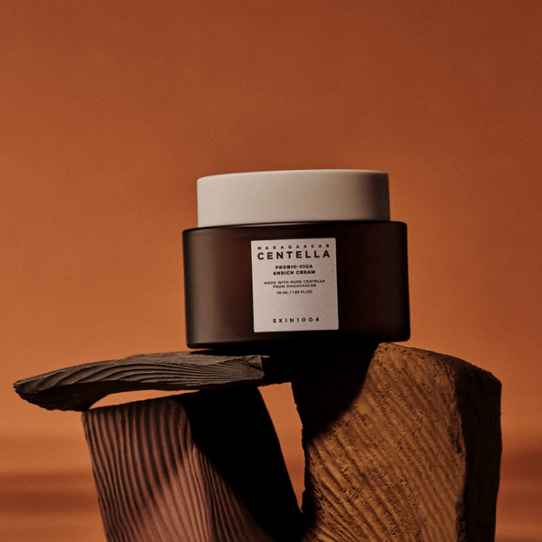 Живильний крем для обличчя з пробіотиками SKIN1004 Madagascar Centella Probio-Cica Enrich Cream 10083 фото