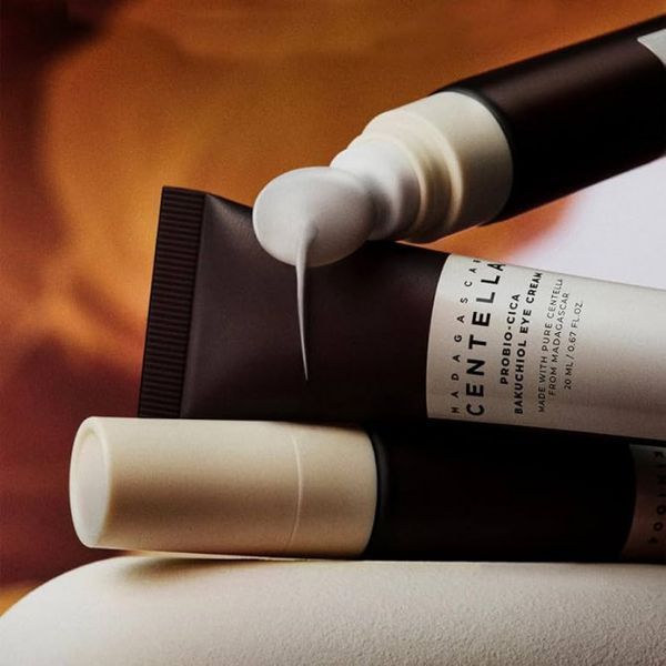Крем під очі з бакучіолом Skin1004 Madagascar Centella Probio-Cica Bakuchiol Eye Cream 10888 фото